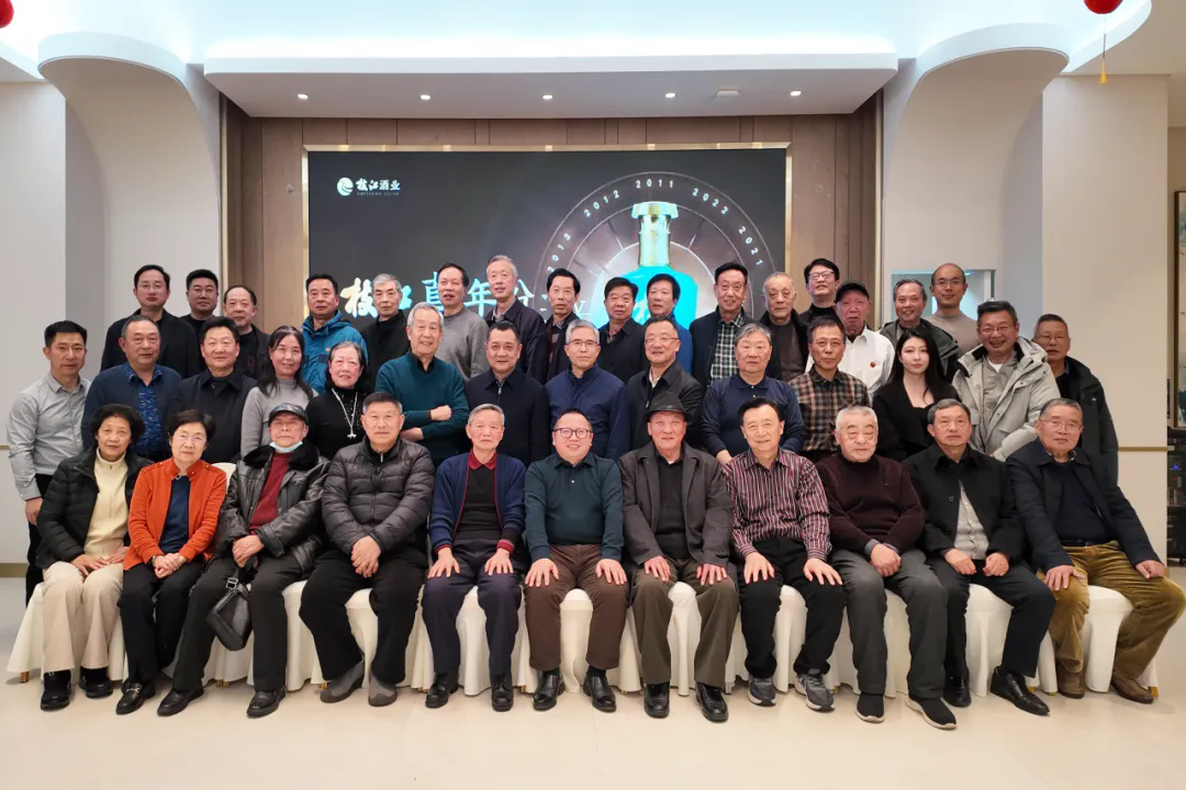 640.webp.png 640.webp.png